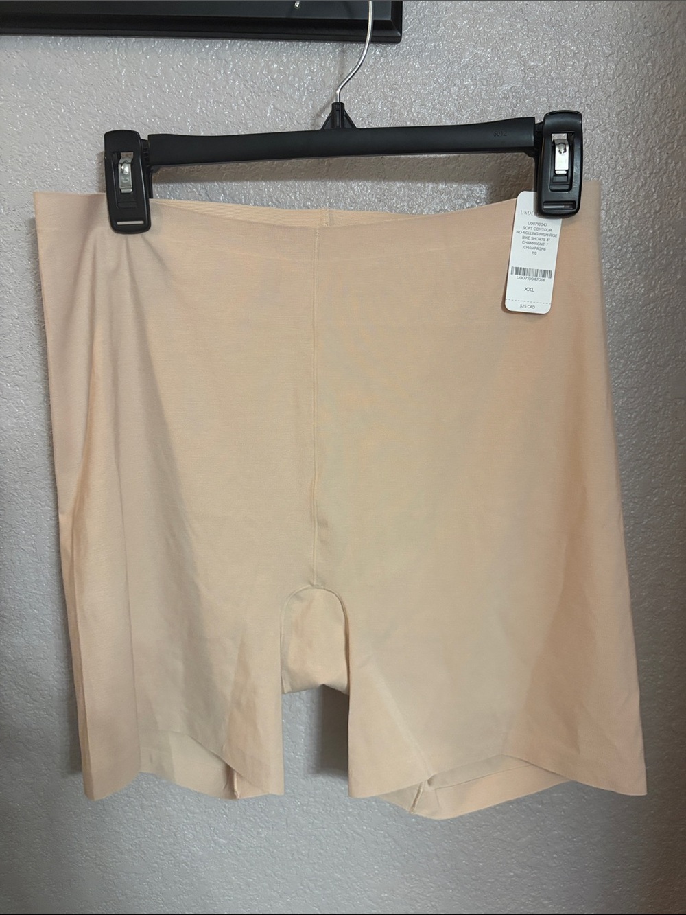 Understance soft contour no-rolling high-rise bike shorts 4”